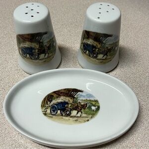 Vintage 1984 Royal Schwabap Salt & Pepper Shakers Dutch Hand Painted Horse Wagon